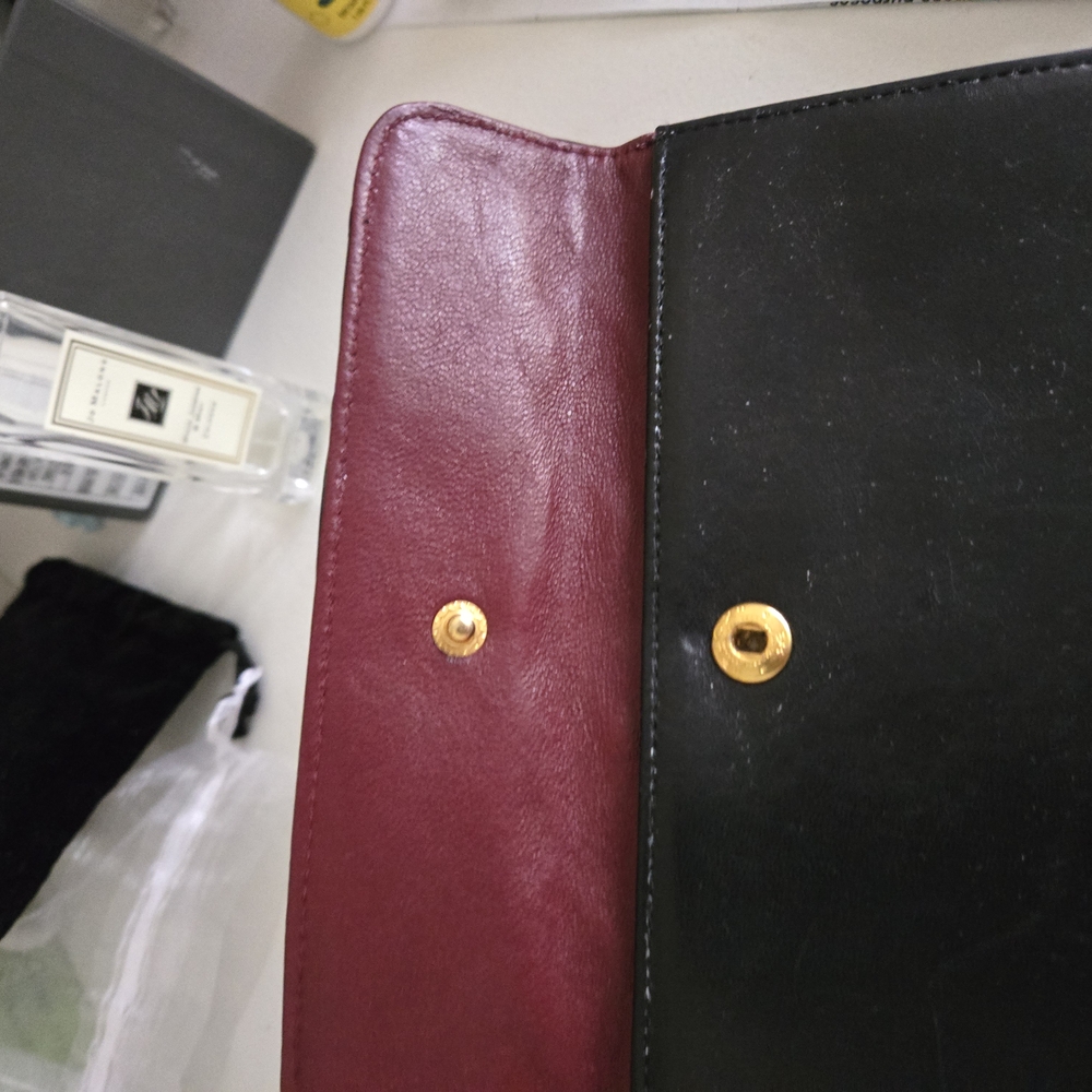 CHANEL Black Wallet with Gold Logo - Picture 2 of 7